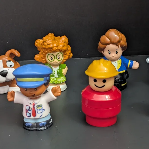 Fisher Price Little People Lot 2-2026 D2 - Picture 4 of 6